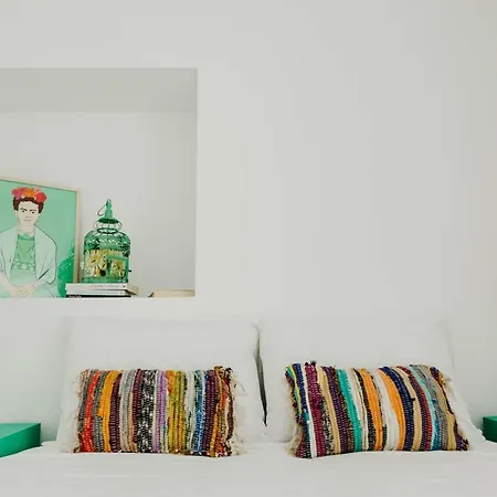 Apartment Dandy's Blue