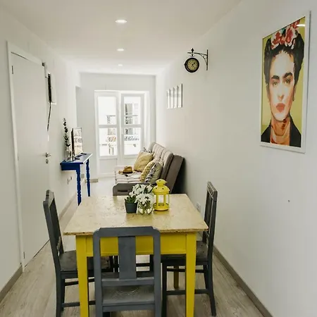 Dandy's Blue Apartment Setubal